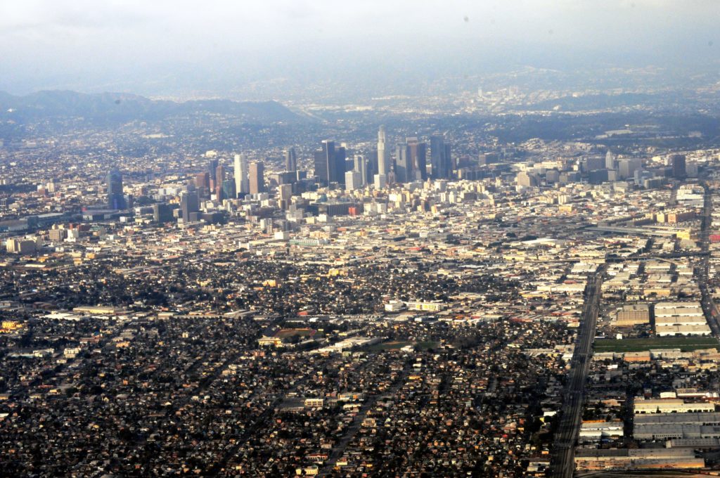 Aerial_photo_of_Los_Angeles,_California_01